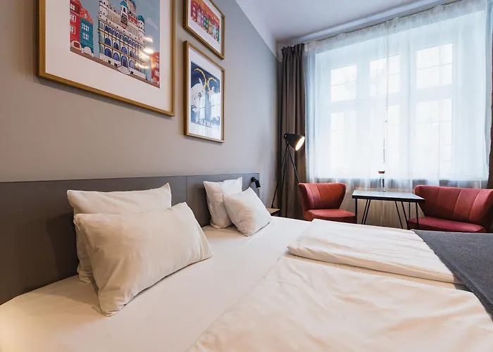 Hotel Aparthouse Wozna 11 Old Town 3*