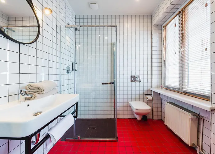 Aparthouse Wozna 11 Old Town Otel 3*