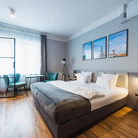 Отель Aparthouse Wozna 11 Old Town
