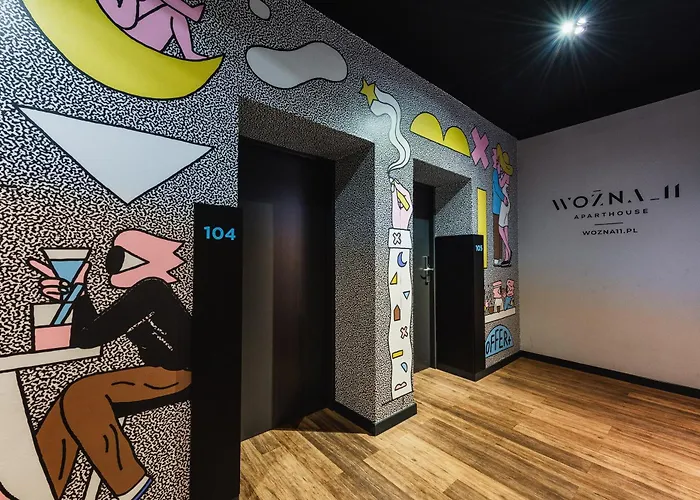 Aparthouse Wozna 11 Old Town Hotel